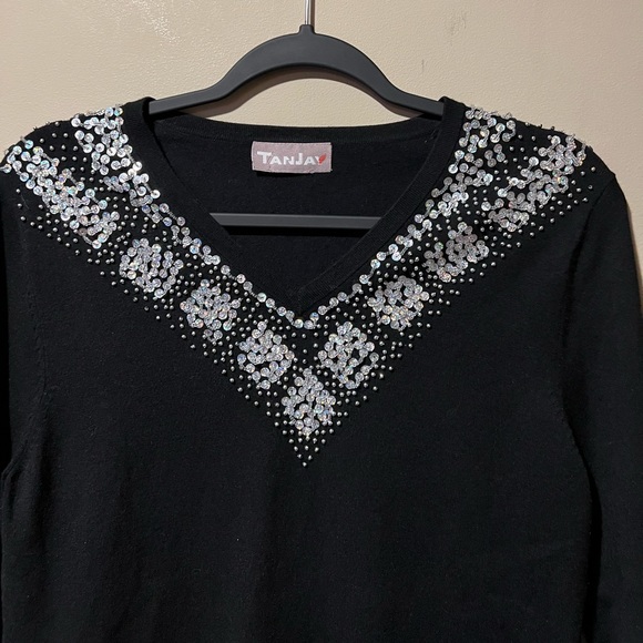 TanJay Black Sparkly Beaded V-neck Sweater - Picture 5 of 11
